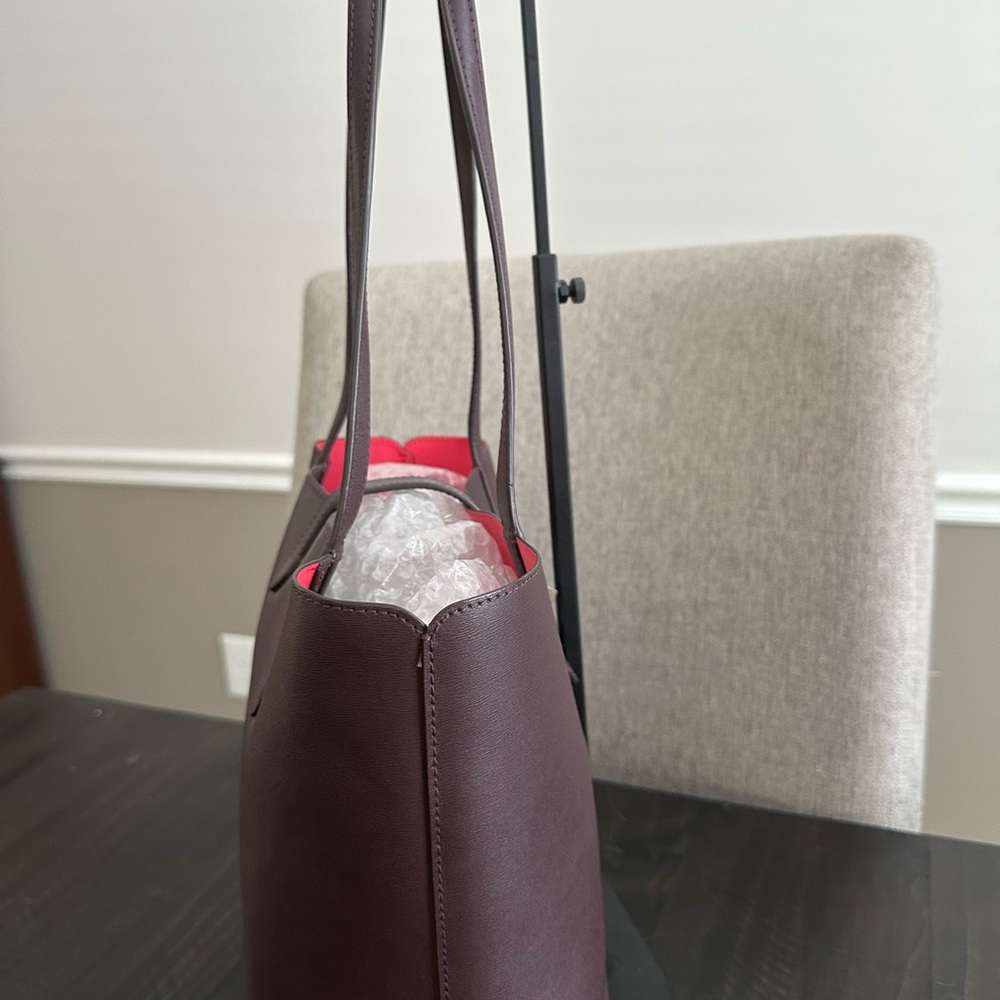 Kate Spade Mauve Tote with Clover Accent - Picture 3 of 7